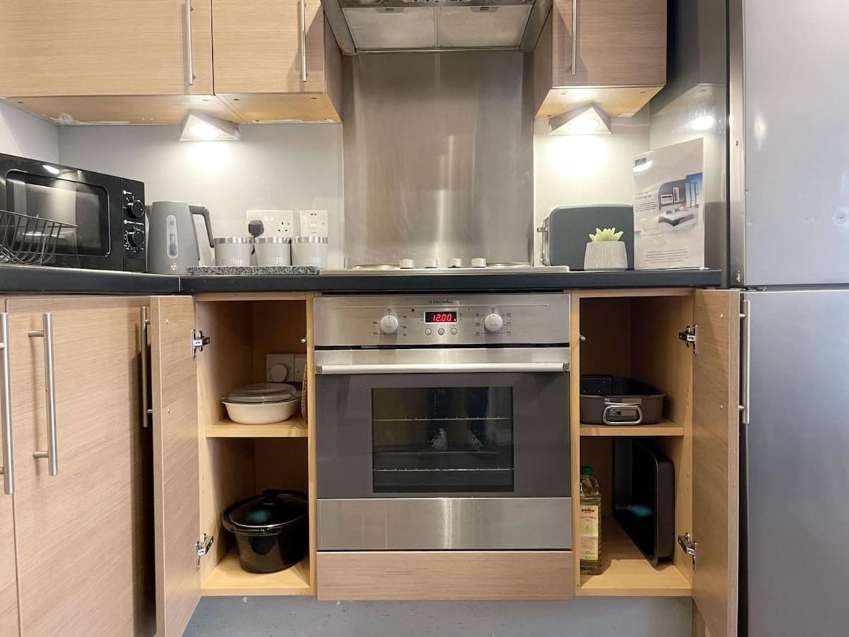 Cityfront Cosy Apt Near City Centre & Etihad Stadium, Free Parking مانشستر المظهر الخارجي الصورة